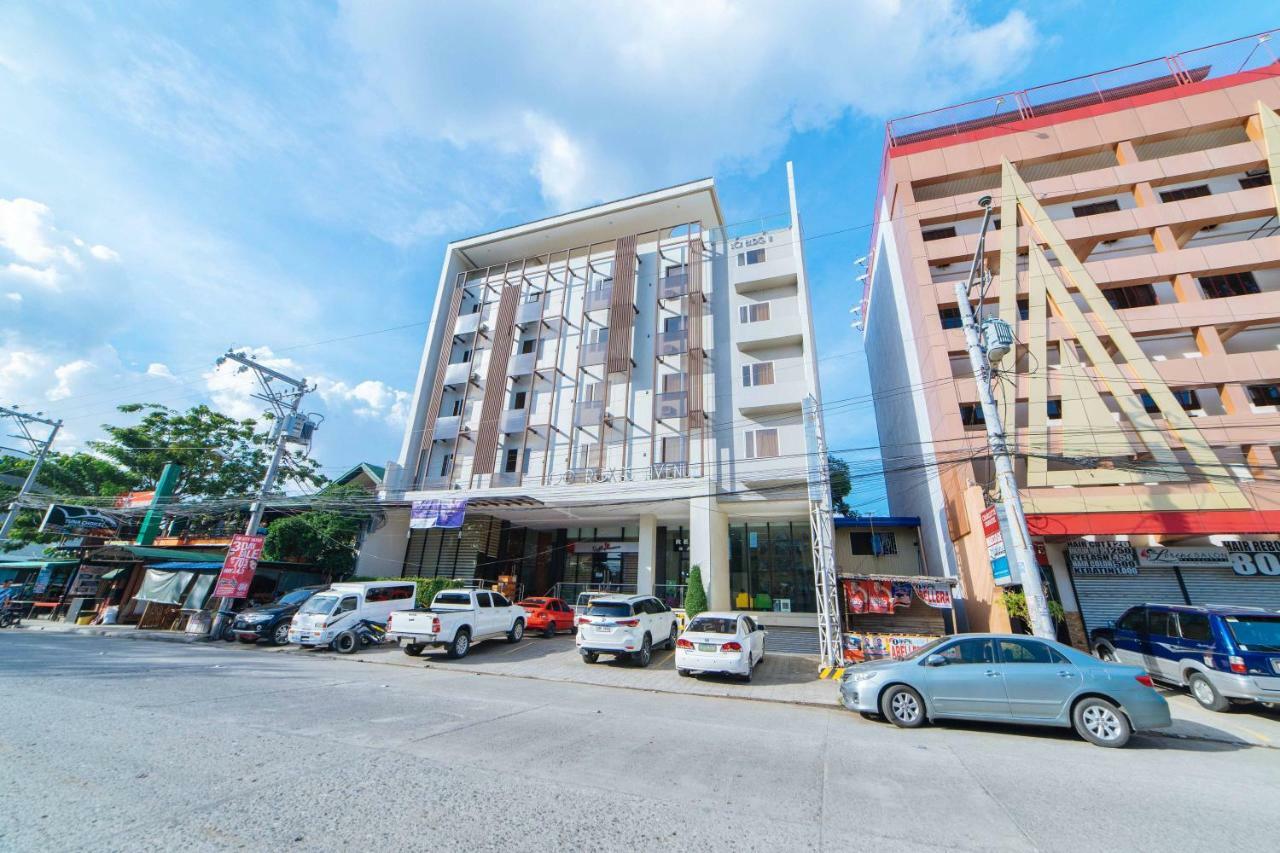 فندق ريد دورز بلاص آت روكساس ستريت دافاو Davao City المظهر الخارجي الصورة